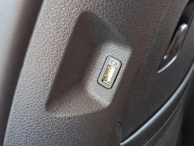 2024 Kia Carnival MPV LX Seat Package