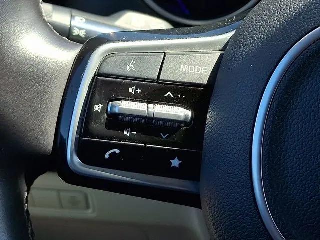 2024 Kia Carnival MPV LX Seat Package