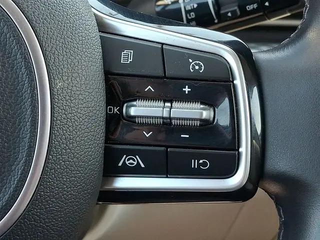 2024 Kia Carnival MPV LX Seat Package