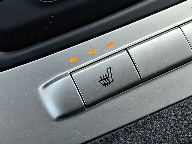 2024 Kia Carnival MPV LX Seat Package