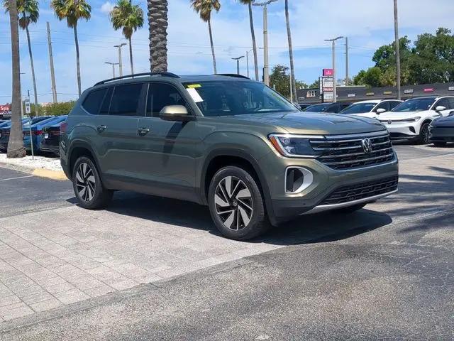 2026 Volkswagen Atlas SE with Technology