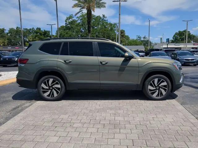 2026 Volkswagen Atlas SE with Technology