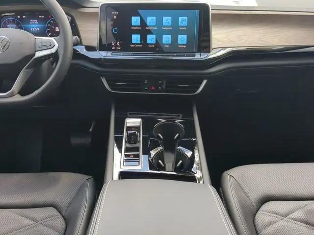 2026 Volkswagen Atlas SE with Technology