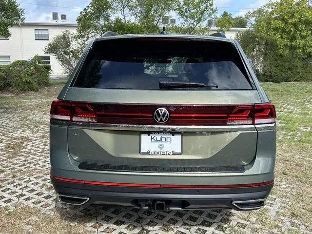 2026 Volkswagen Atlas SE with Technology