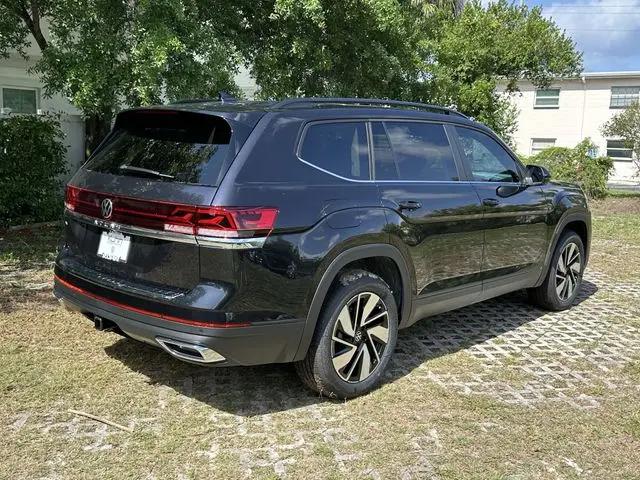 2026 Volkswagen Atlas SE with Technology