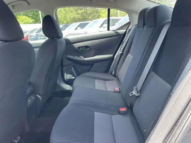 2024 Nissan Sentra SV Xtronic CVT