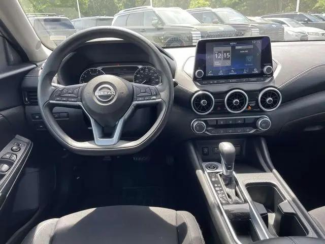 2024 Nissan Sentra SV Xtronic CVT