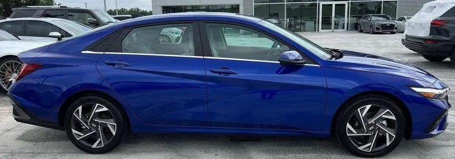 2024 Hyundai Elantra Hybrid Limited for sale in Madison, NC