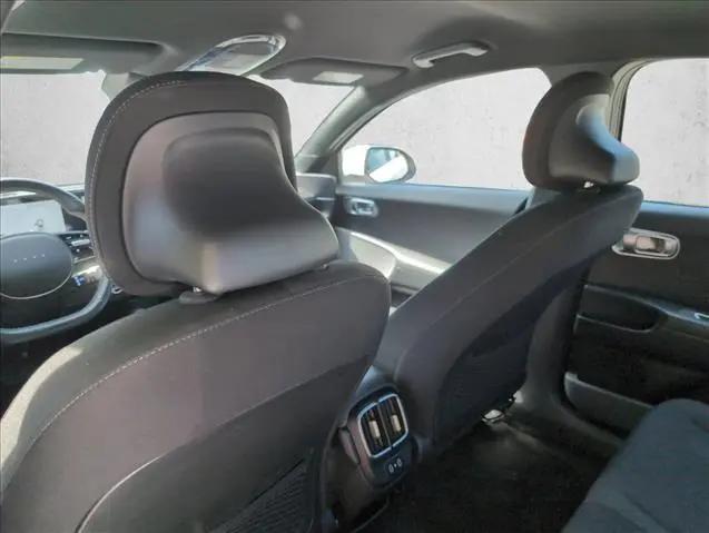 2024 Hyundai IONIQ 6 SE
