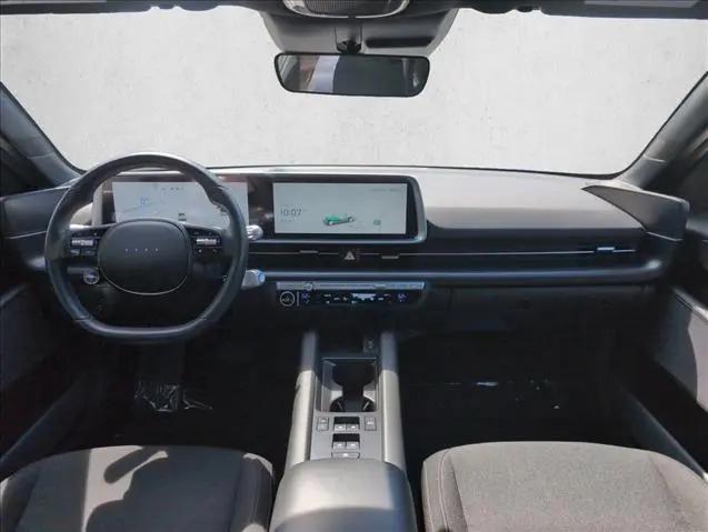 2024 Hyundai IONIQ 6 SE