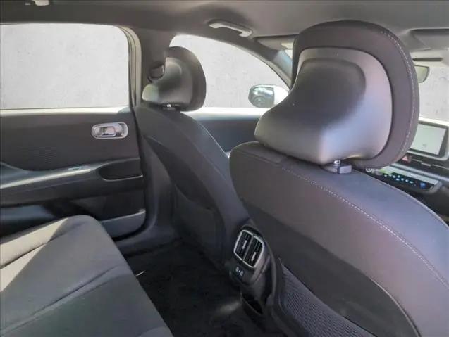 2024 Hyundai IONIQ 6 SE