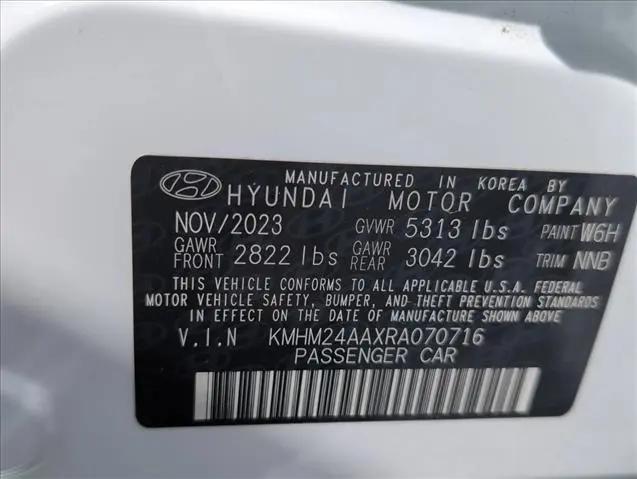 2024 Hyundai IONIQ 6 SE