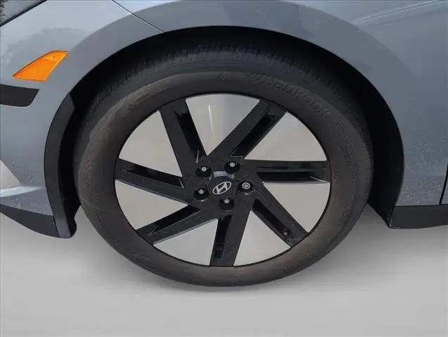2024 Hyundai IONIQ 6 SE