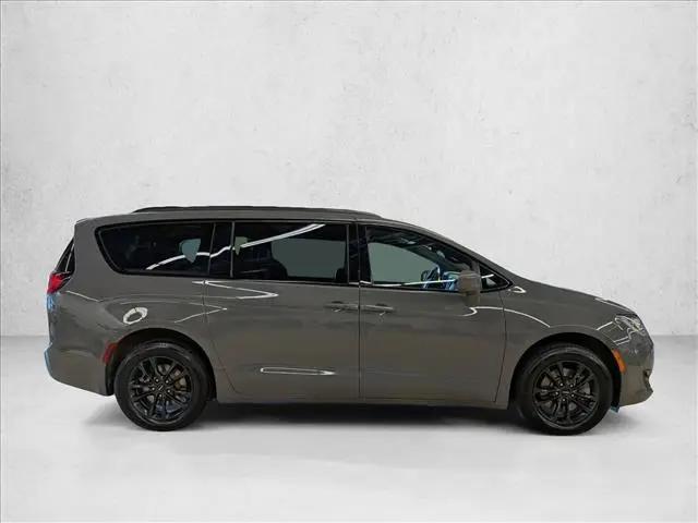 2020 Chrysler Pacifica AWD Launch Edition