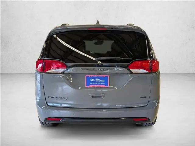 2020 Chrysler Pacifica AWD Launch Edition