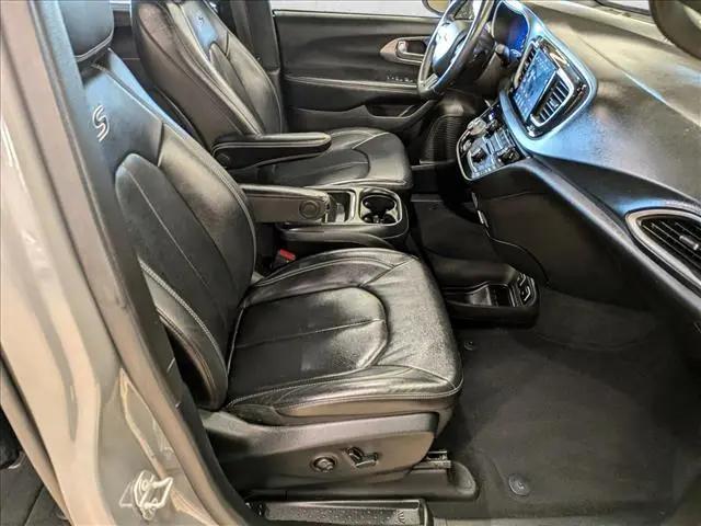 2020 Chrysler Pacifica AWD Launch Edition