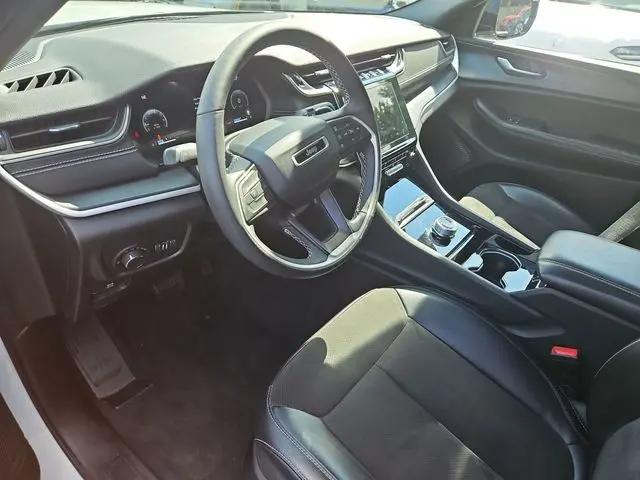2023 Jeep Grand Cherokee L Altitude 4x4