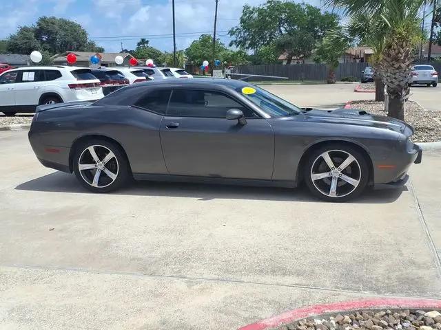 2015 Dodge Challenger R/T Shaker