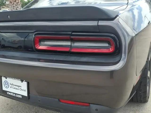 2015 Dodge Challenger R/T Shaker