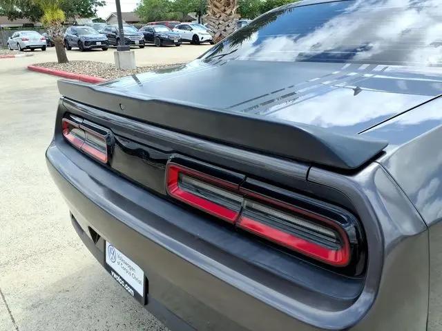 2015 Dodge Challenger R/T Shaker
