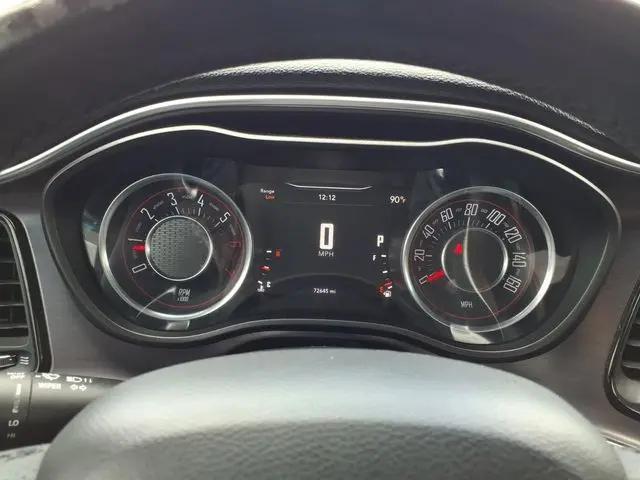 2015 Dodge Challenger R/T Shaker