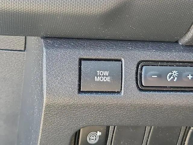 2023 Nissan Frontier Crew Cab SV 4x4