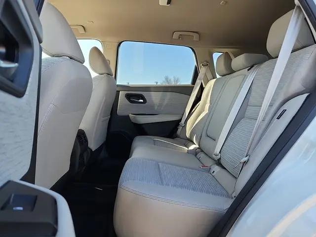 2023 Nissan Rogue SV Intelligent AWD