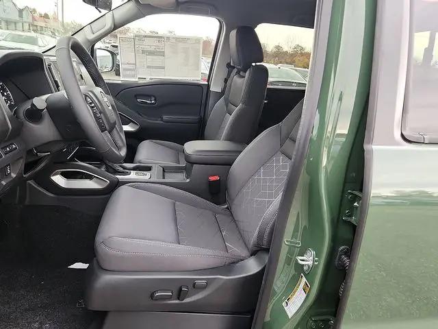2026 Nissan Frontier Crew Cab SV 4x4