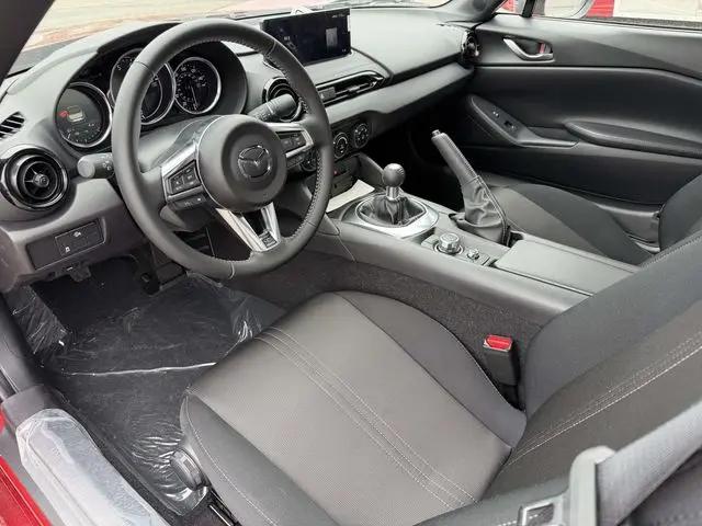 2026 Mazda MX-5 Sport