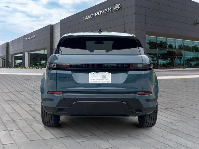 2026 Land Rover Range Rover Evoque Dynamic SE