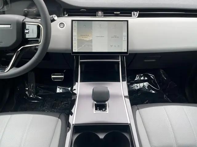 2026 Land Rover Range Rover Evoque Dynamic SE