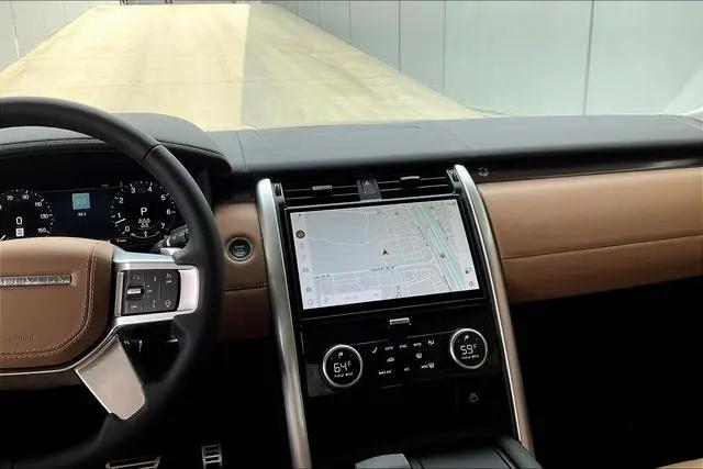 2025 Land Rover Discovery P360 Metropolitan Edition
