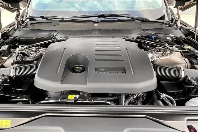 2025 Land Rover Discovery P360 Metropolitan Edition
