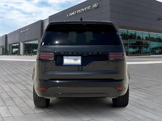 2025 Land Rover Discovery P360 Dynamic SE