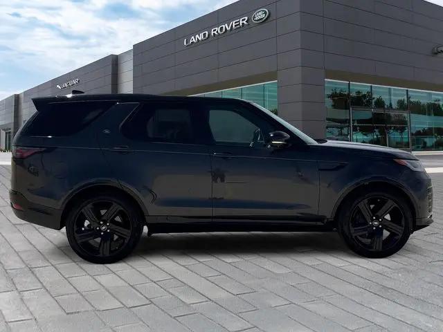 2025 Land Rover Discovery P360 Dynamic SE