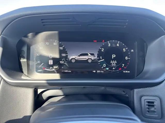 2025 Land Rover Discovery P300 Dynamic SE