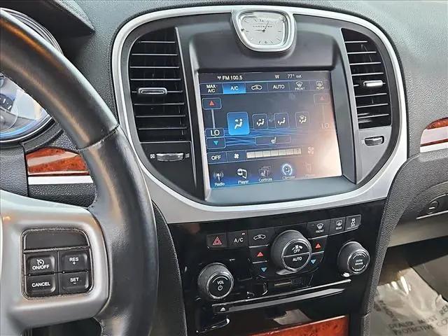 2013 Chrysler 300 Motown