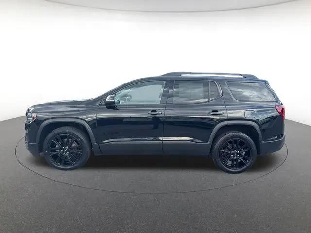 2023 GMC Acadia AWD SLT