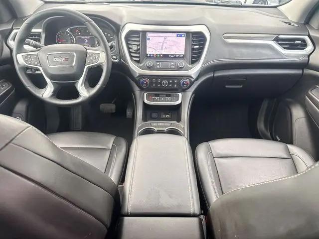 2023 GMC Acadia AWD SLT
