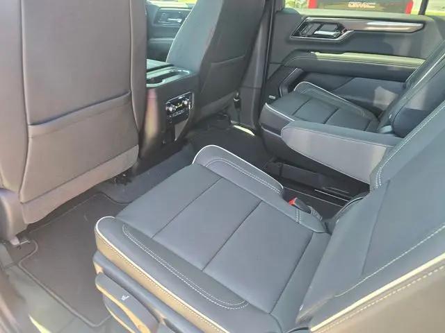 2026 GMC Yukon XL 2WD Elevation