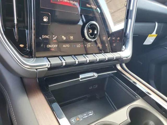2026 GMC Yukon XL 4WD Denali