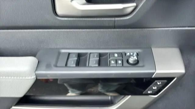 2026 Toyota Tundra Limited CrewMax 6.5' Bed