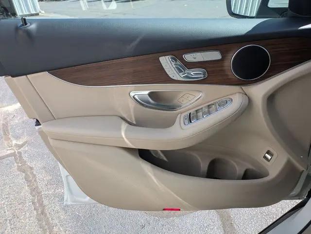 2021 Mercedes-Benz GLC SUV