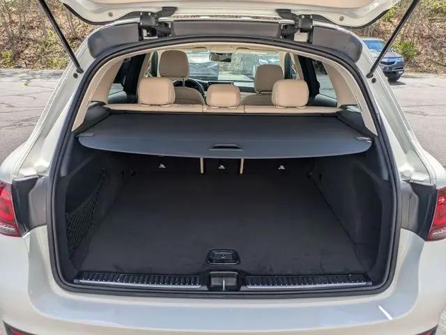 2021 Mercedes-Benz GLC SUV