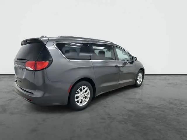 2020 Chrysler Voyager LXI