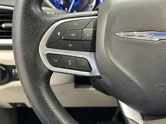 2020 Chrysler Voyager LXI