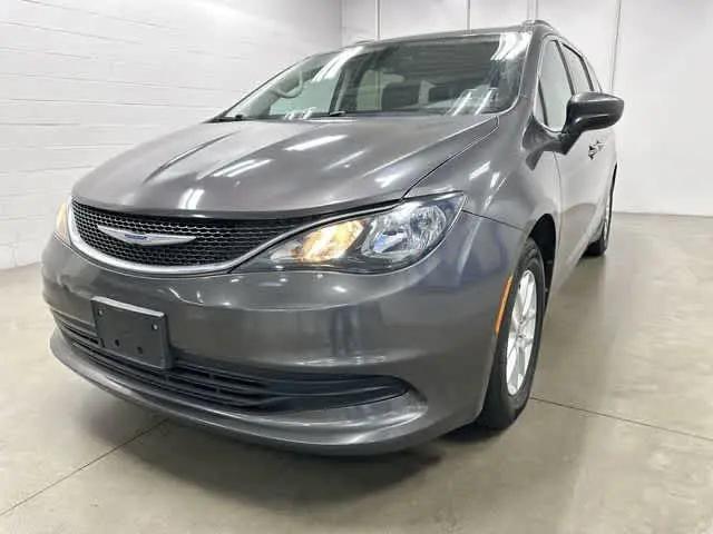 2020 Chrysler Voyager LXI
