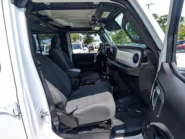 2025 Jeep Wrangler 4-Door Summit 4x4