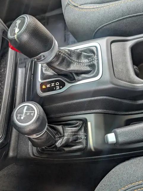 2025 Jeep Wrangler 4-Door Summit 4x4