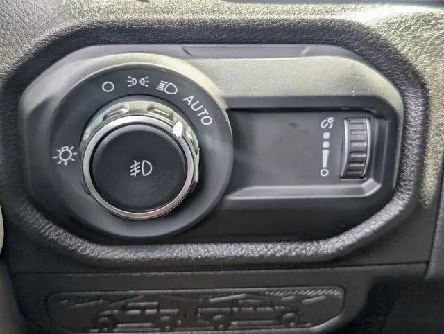 2025 Jeep Wrangler 4-Door Summit 4x4